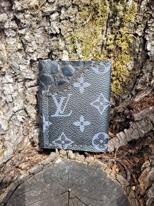 Upcycled OG Black & Grey Minimalist Wallet w/Crocodile