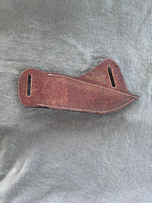 Horizontal Right Hand - Scallop