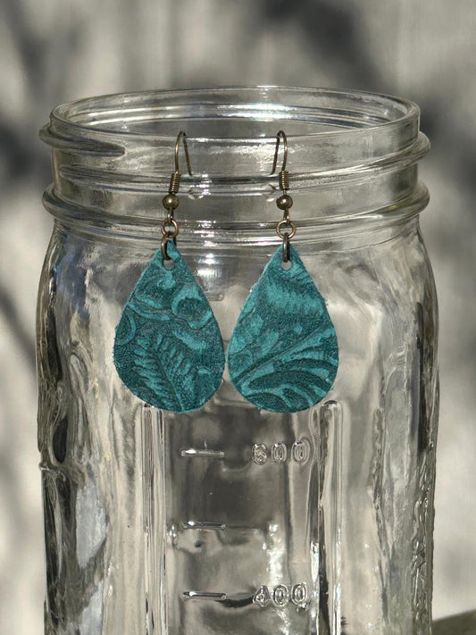 Small Turquoise Squash Flower